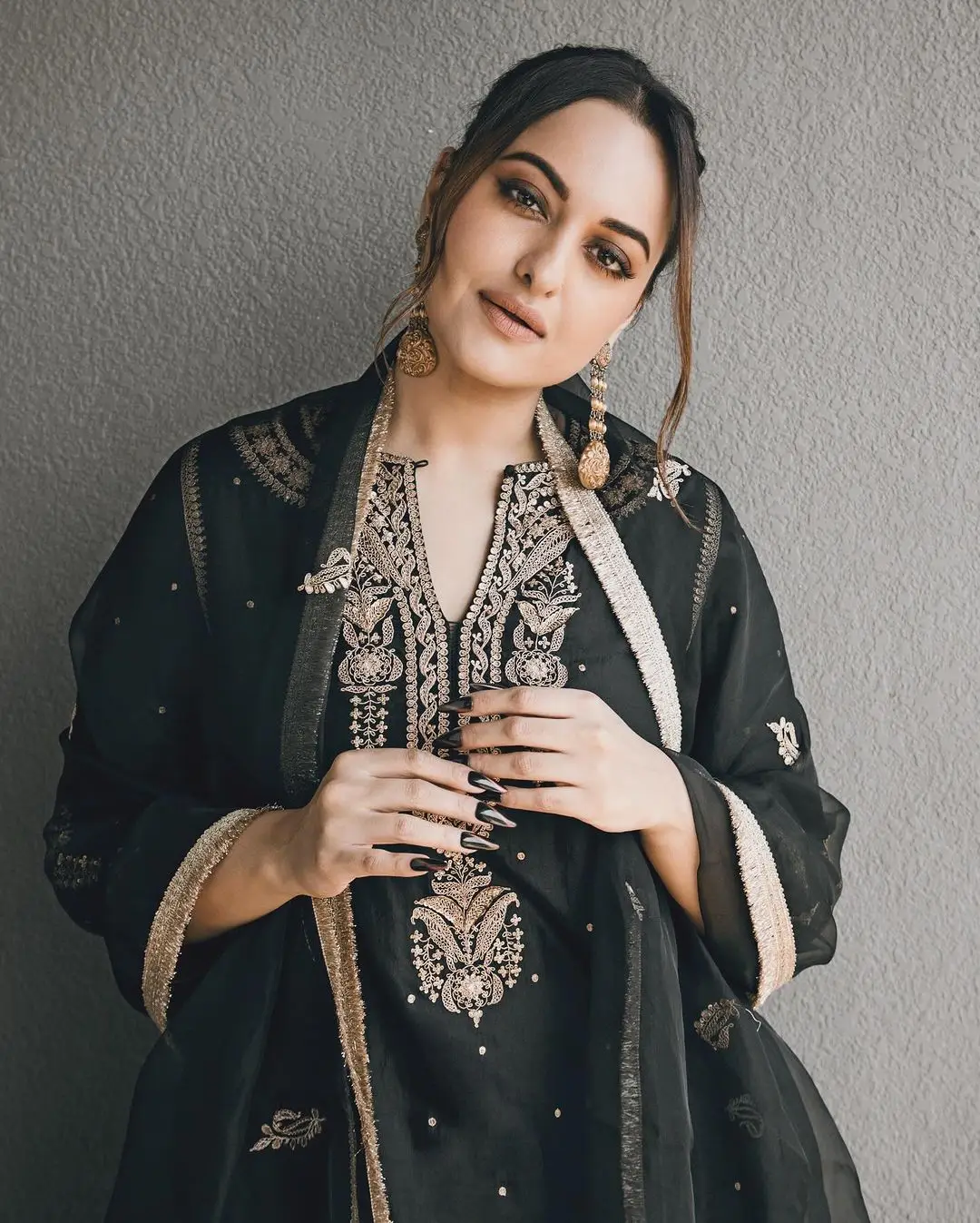 Marathi Actress Sonakshi Sinha Photoshoot in Black Dress